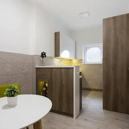 Hedonist-belgrade Nest * Belgrade